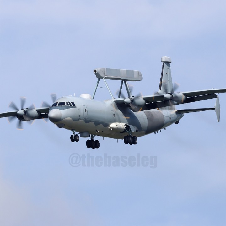 Y-9LG Chinese Plane (DD)